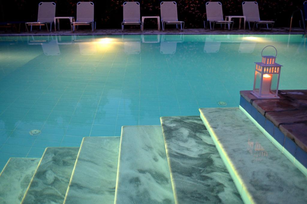Filorian Hotel Apartments Acharavi  Exterior photo