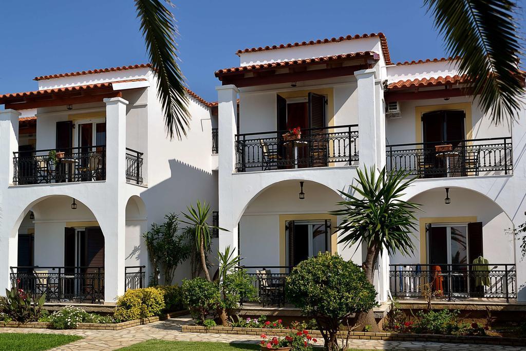 Filorian Hotel Apartments Acharavi  Exterior photo